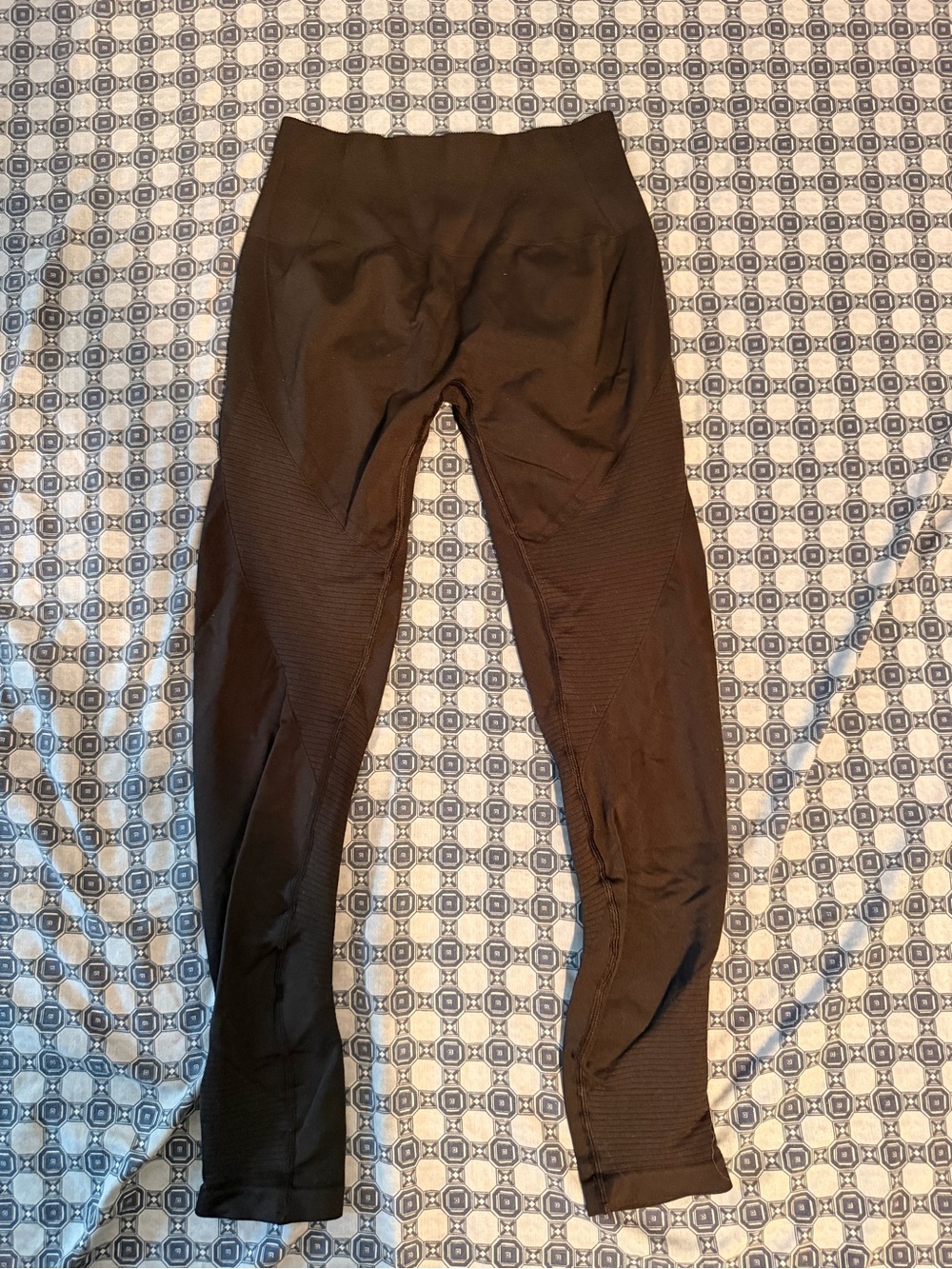 Alphalete Black Revive High Waisted Butt Scrunched Leggings (2 available) - Picture 9 of 11